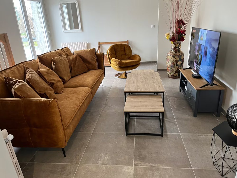 gite-terre-mer-créances-salon-salle-6